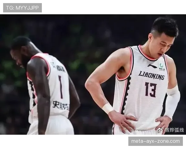 篮球规则中什么是延误比赛违例？一次说清判定标准和处罚